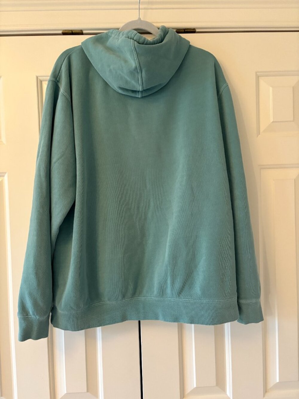 Women's Chatham Squire Hoodie Size M NWOT - Picture 2 of 2
